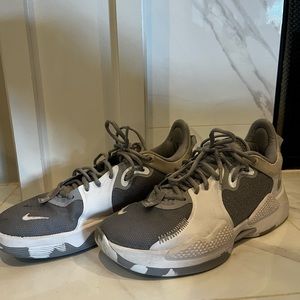 Grey Basketball Shoes, size 9.5